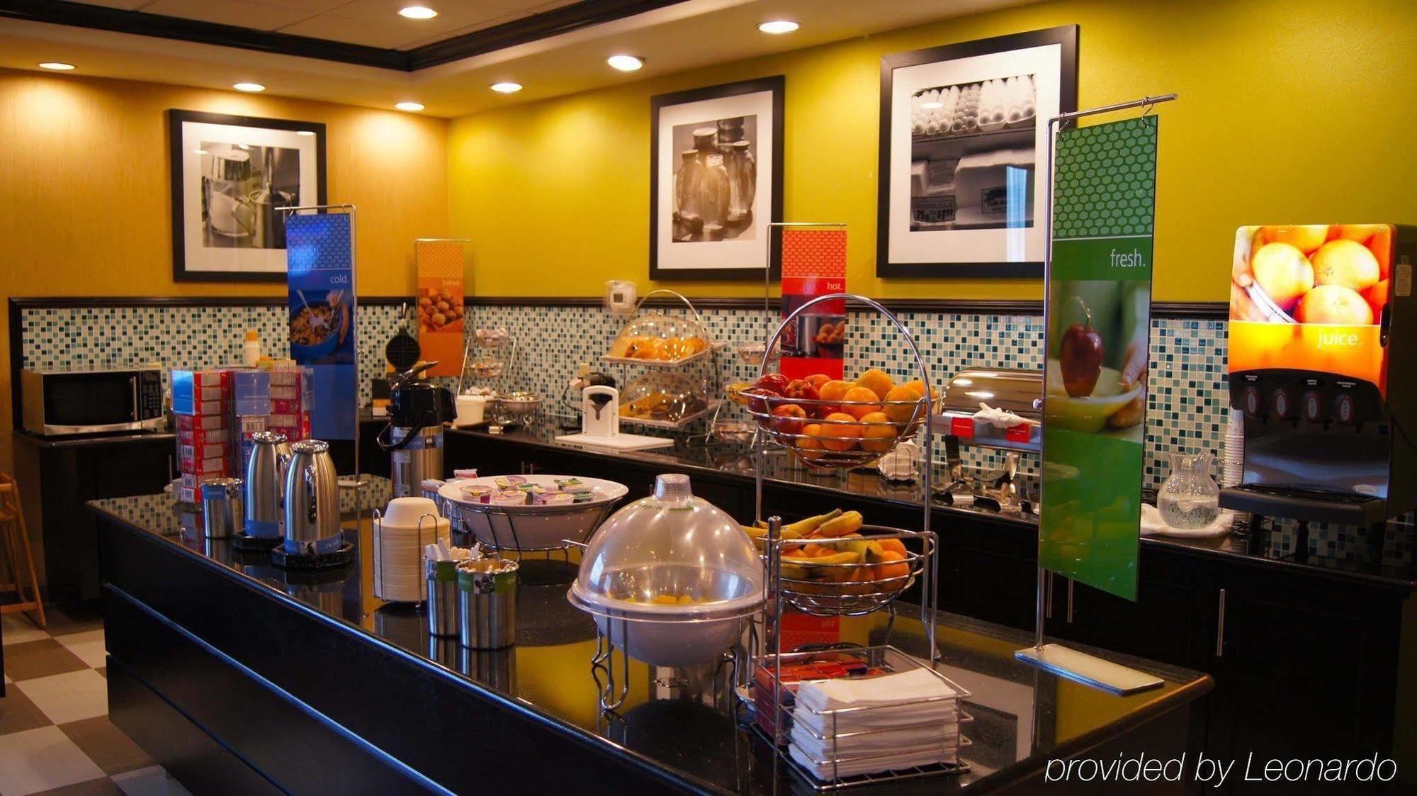 แฮมป์ตัน อินน์ แอนด์ สวีท ฮุสตัน พาซาเดนา พาซาดีนา ร้านอาหาร รูปภาพ